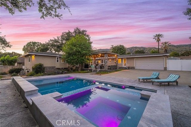 726 E Sierra Madre Avenue, Glendora, CA 91741