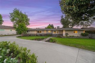 726 E Sierra Madre Avenue, Glendora, CA 91741