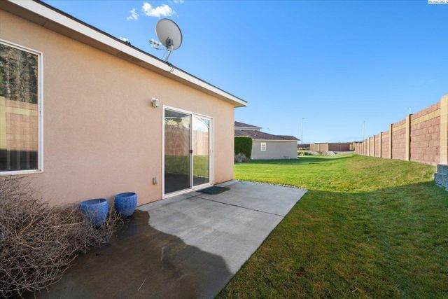 9911 Mia Lane, Pasco, WA 99301