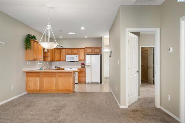 9911 Mia Lane, Pasco, WA 99301