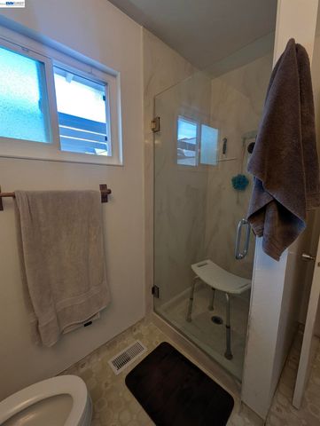 4044 Granada Dr, Pittsburg, CA 94565