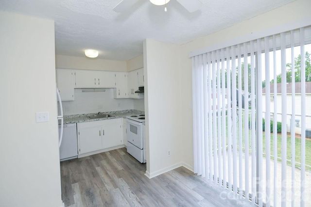 7981 Shady Oak Trail 99, Charlotte, NC 28210