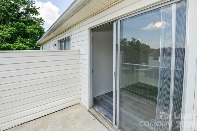 7981 Shady Oak Trail 99, Charlotte, NC 28210