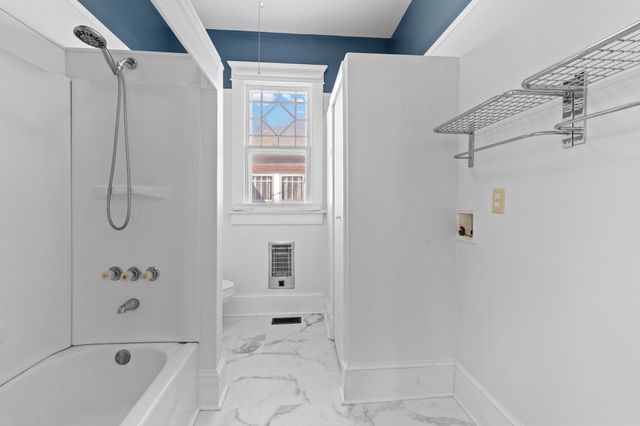 211 N Oak St, Springfield, TN 37172