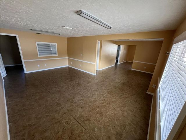 1905 W BAKER STREET, Plant City, FL 33563