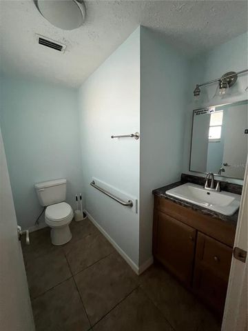 1905 W BAKER STREET, Plant City, FL 33563