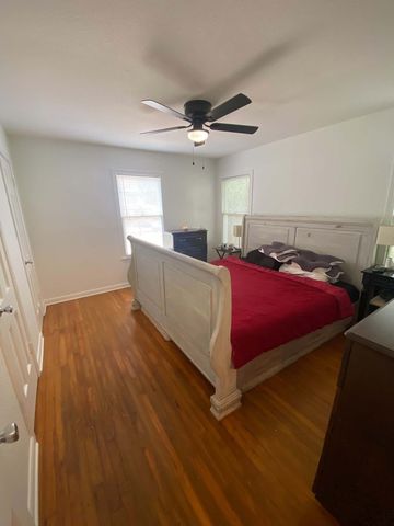 616 Florence St, Kerrville, TX 78028