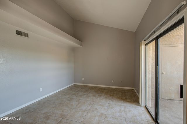 1241 N 48TH Street 211, Phoenix, AZ 85008