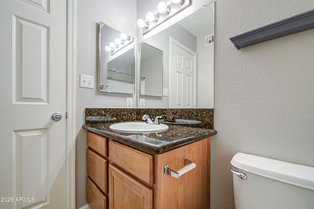 1241 N 48TH Street 211, Phoenix, AZ 85008