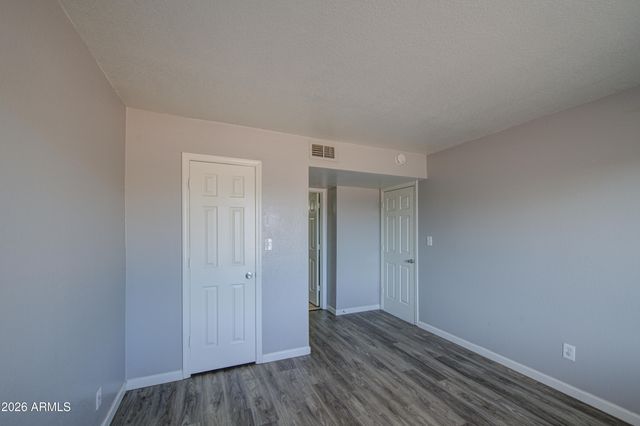 1241 N 48TH Street 211, Phoenix, AZ 85008