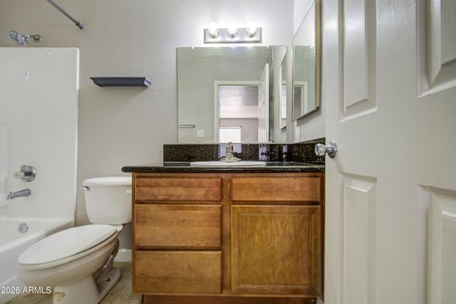 1241 N 48TH Street 211, Phoenix, AZ 85008