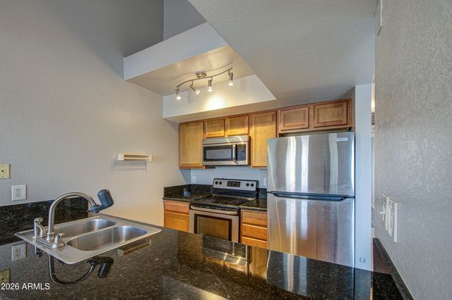 1241 N 48TH Street 211, Phoenix, AZ 85008
