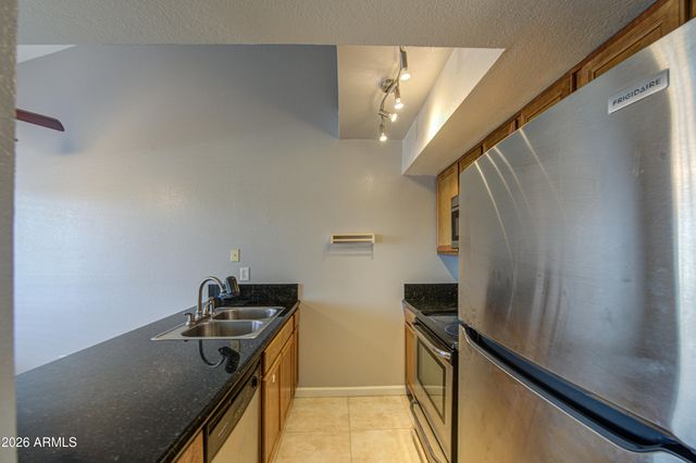 1241 N 48TH Street 211, Phoenix, AZ 85008