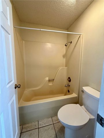 9 Dunedin Drive, Bella Vista, AR 72715