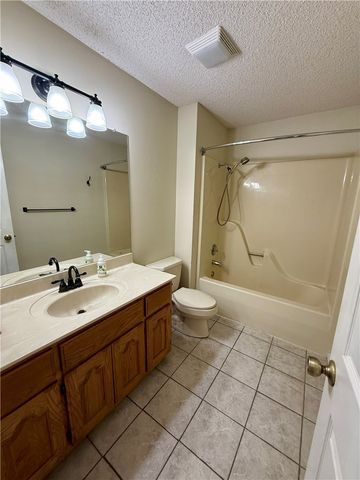 9 Dunedin Drive, Bella Vista, AR 72715