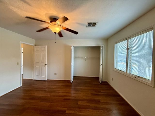 9 Dunedin Drive, Bella Vista, AR 72715