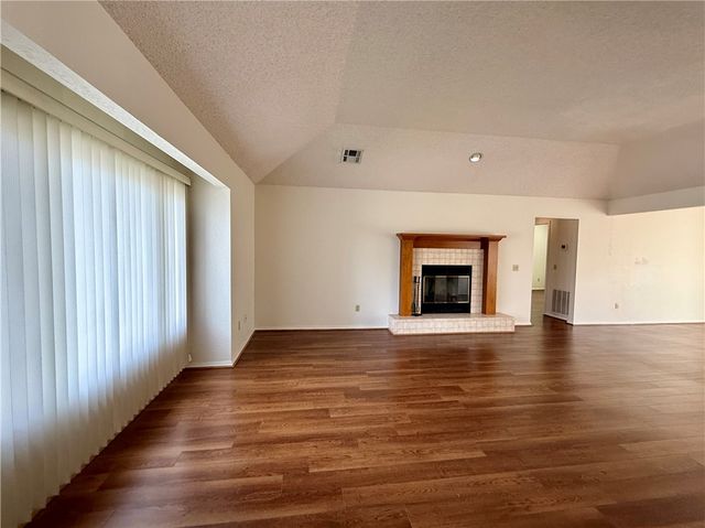 9 Dunedin Drive, Bella Vista, AR 72715