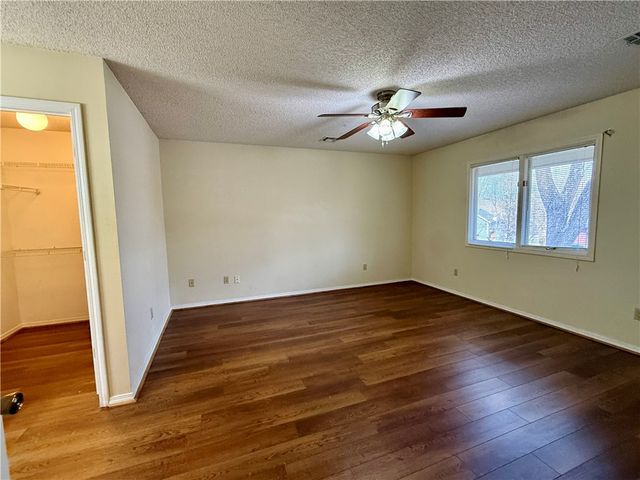 9 Dunedin Drive, Bella Vista, AR 72715