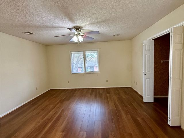 9 Dunedin Drive, Bella Vista, AR 72715