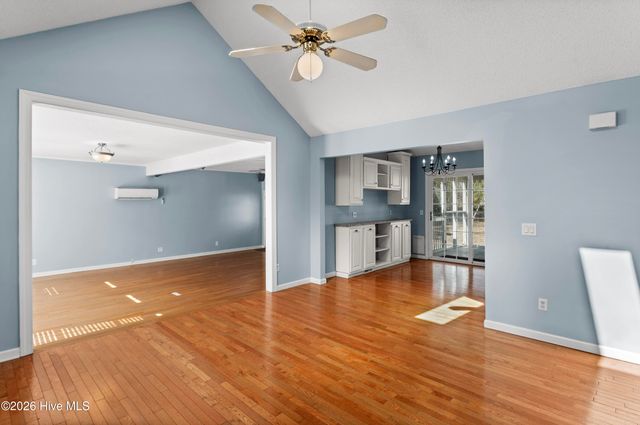 1509 Country Club Drive, Hampstead, NC 28443