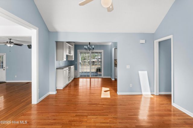 1509 Country Club Drive, Hampstead, NC 28443