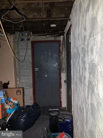 5606 N 10TH ST, Philadelphia, PA 19141