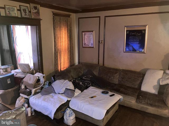 5606 N 10TH ST, Philadelphia, PA 19141