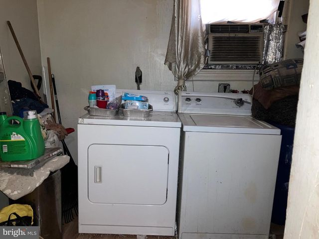 5606 N 10TH ST, Philadelphia, PA 19141