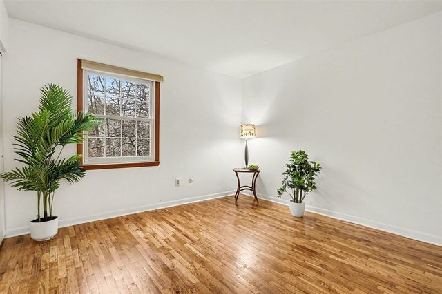 709 Garland Circle A, Kalamazoo, MI 49008