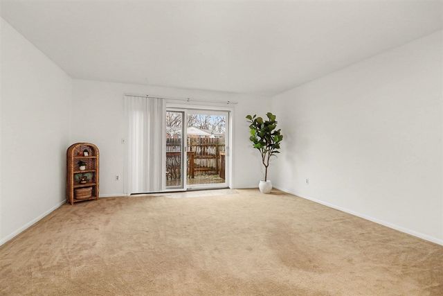 709 Garland Circle A, Kalamazoo, MI 49008