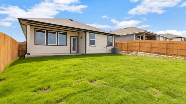 224 Kickapoo LN, Kyle, TX 78640