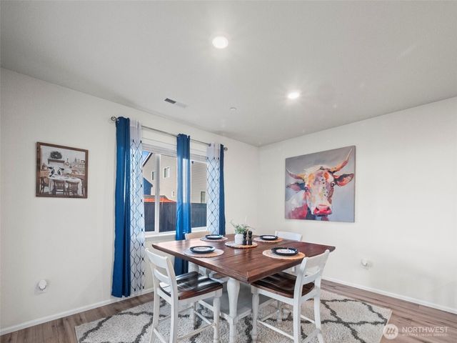 1155 Panoramic Loop, Bremerton, WA 98312