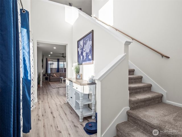 1155 Panoramic Loop, Bremerton, WA 98312