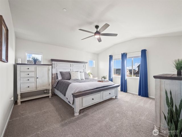 1155 Panoramic Loop, Bremerton, WA 98312