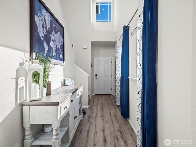 1155 Panoramic Loop, Bremerton, WA 98312