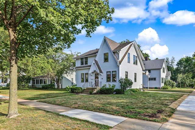 539 W Grand Avenue, Eau Claire, WI 54703