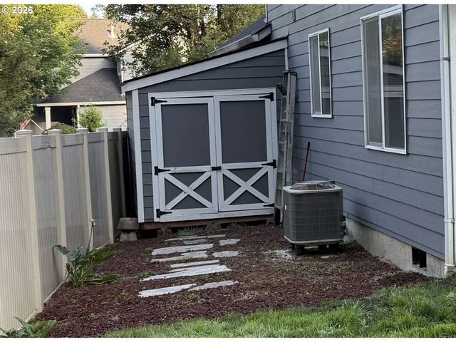 308 S 32ND Pl, Ridgefield, WA 98642