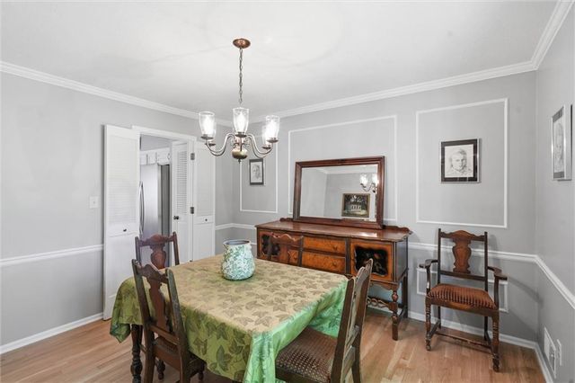 12841 Pembroke Circle, Leawood, KS 66209
