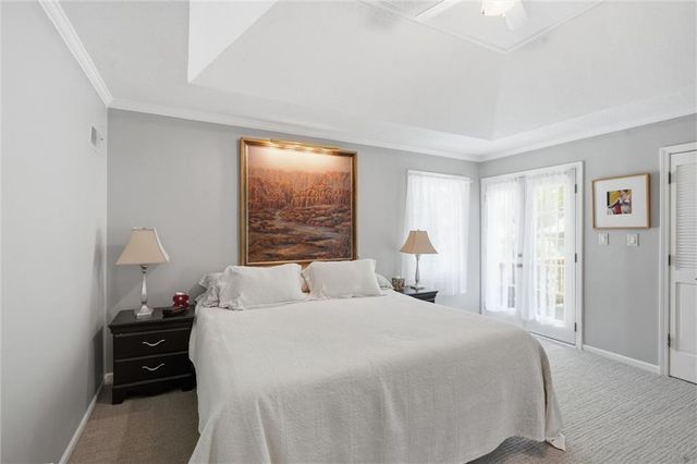12841 Pembroke Circle, Leawood, KS 66209