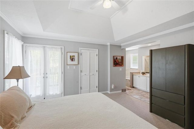 12841 Pembroke Circle, Leawood, KS 66209