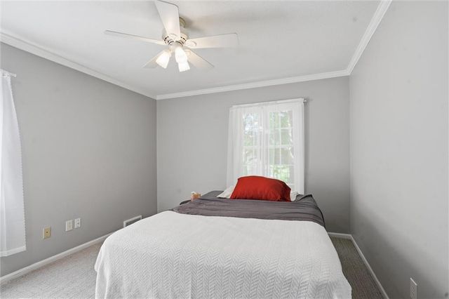 12841 Pembroke Circle, Leawood, KS 66209