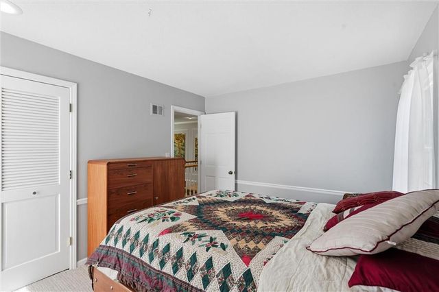 12841 Pembroke Circle, Leawood, KS 66209