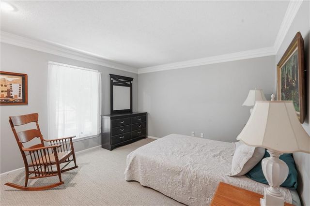 12841 Pembroke Circle, Leawood, KS 66209