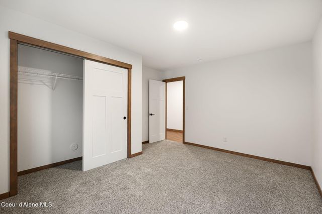 2224 Maverick Ct, Sandpoint, ID 83864