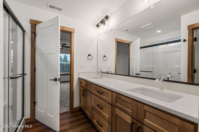 2224 Maverick Ct, Sandpoint, ID 83864