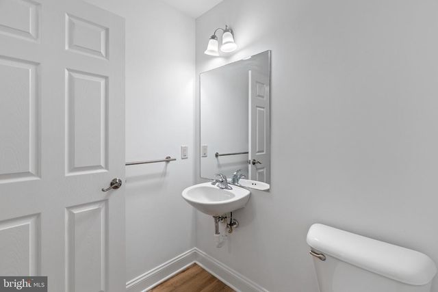 105 HIGH POINTE DR, Hummelstown, PA 17036