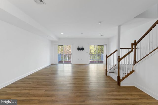 105 HIGH POINTE DR, Hummelstown, PA 17036