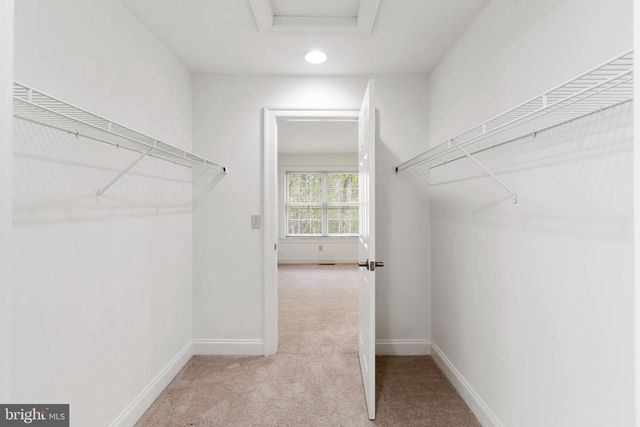 105 HIGH POINTE DR, Hummelstown, PA 17036
