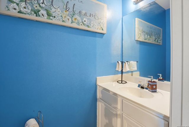 9059 Foxgrove Way, San Antonio, TX 78251