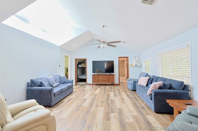 115117 S 4278 Road, Checotah, OK 74426